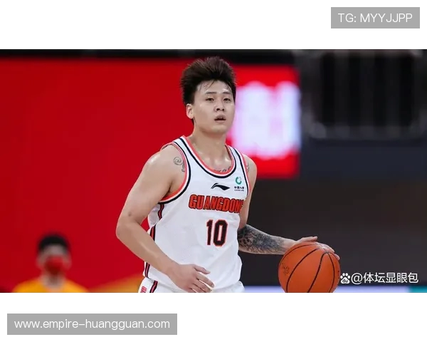 突发！明星球队赛前临时调整阵容，最终效果令人惊讶，现场观众情绪失控
